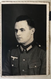 Image for Second World War - German Soldier's travelogue photo album. 92 photos; 1943-45.